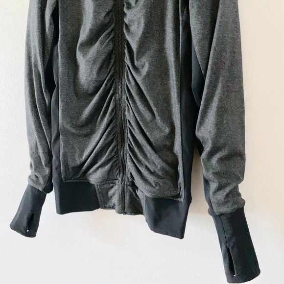 Lululemon Ruched Reversible Jacket 4 - Picture 6 of 8